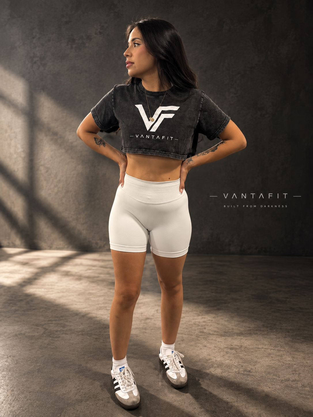 VANTAFIT Snow Wash Crop Tee